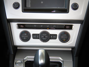 2017280TSI (q)а {(dio){(dio)(ji)