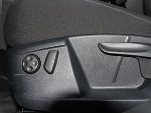 2017款380TSI 舒享型 6座 主驾驶座椅调节