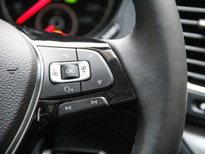 2017款380TSI 舒享型 6座 中控区