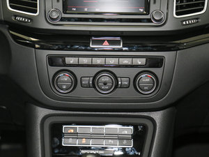 2017款380TSI 旗舰型 7座 空调调节