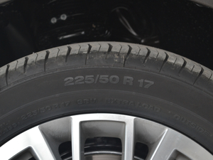 2017款380TSI 旗舰型 6座 轮胎尺寸