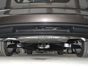 2017款380TSI 旗舰型 6座 排气管