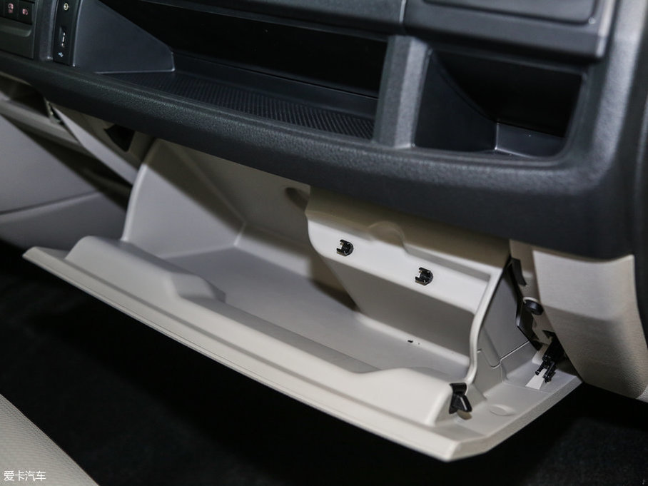 2017��P·�� 2.0TSI ������m�� 8��