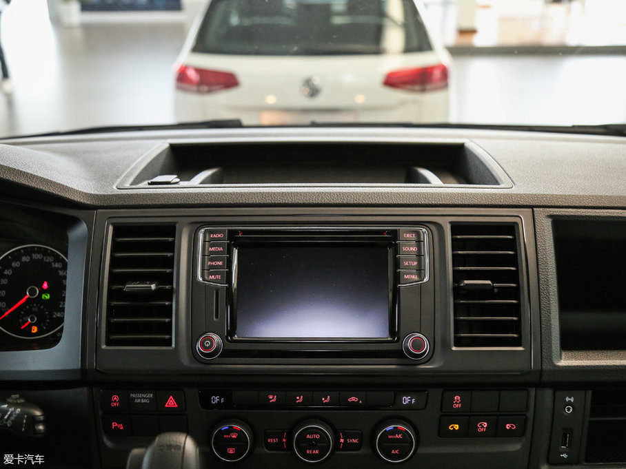 2017��P·�� 2.0TSI ������m�� 8��