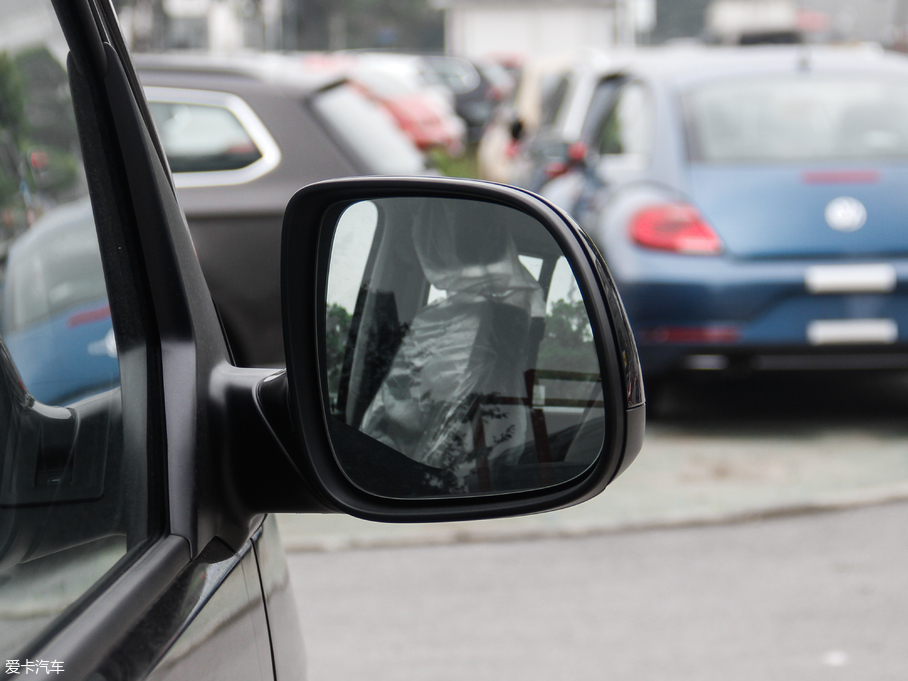 2017��P·�� 2.0TSI ���(q��)���m�� 7��