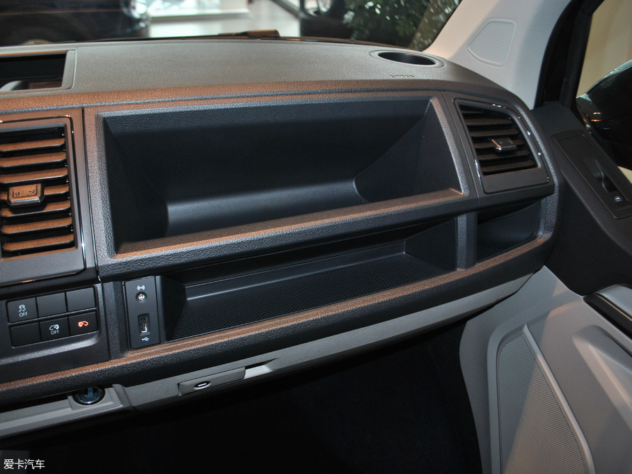 2017��P·�� 2.0TSI �����A�� 7��