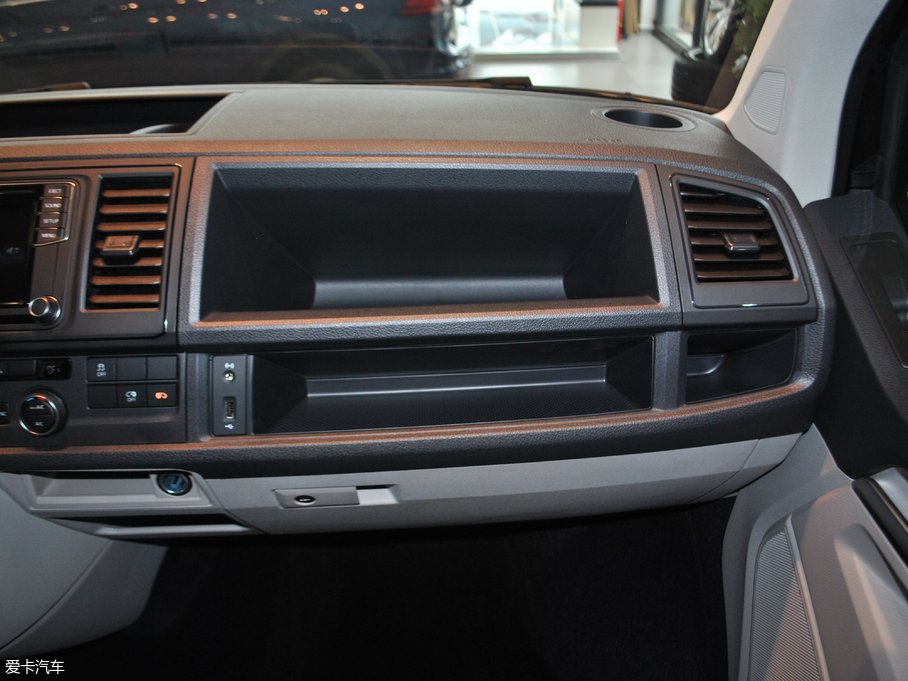 2017��P·�� 2.0TSI ���(q��)���A�� 7��