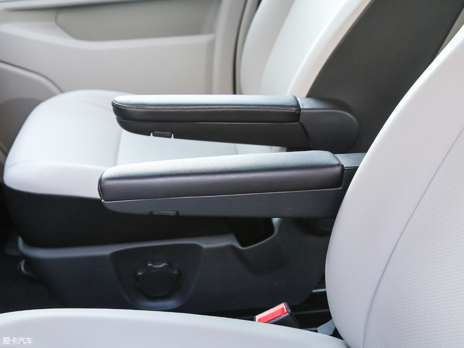 2017��P·�� 2.0TSI ������m�� 8��