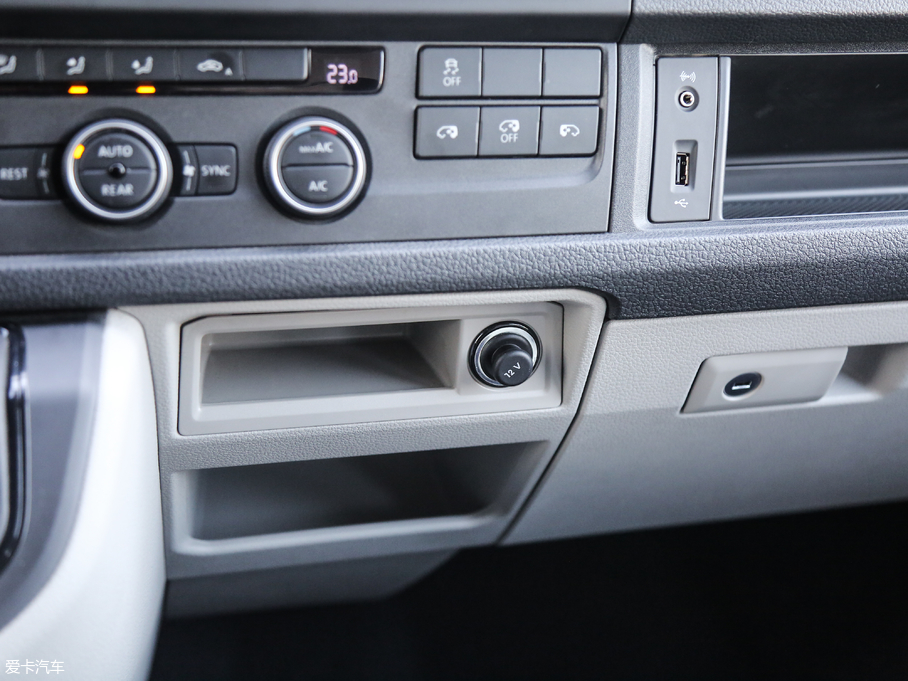 2017��P·�� 2.0TSI ������m�� 8��