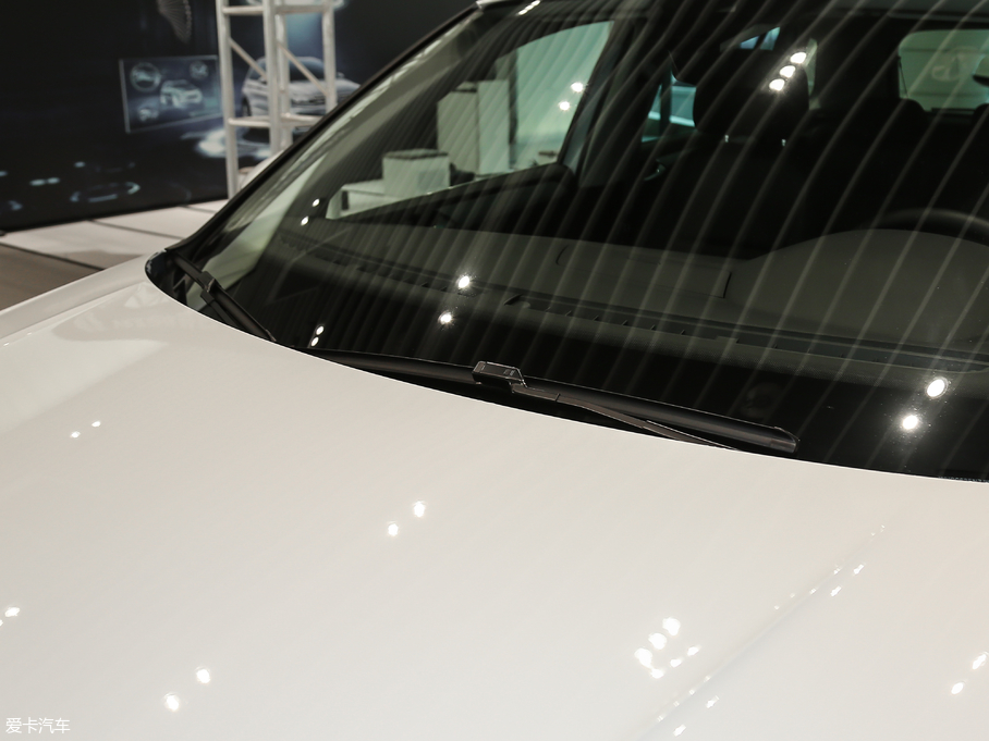 2018Tiguan 280TSI 򌾫Ӣ