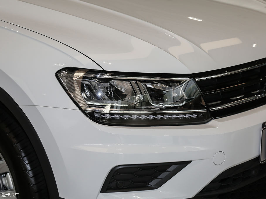 2018Tiguan 280TSI 򌾫Ӣ