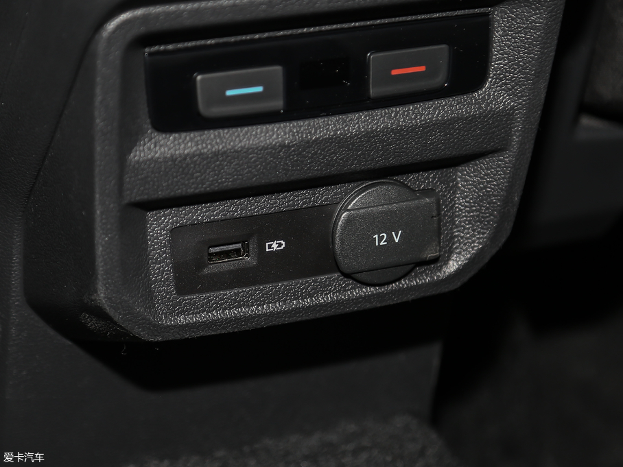 2018Tiguan 280TSI 򌾫Ӣ