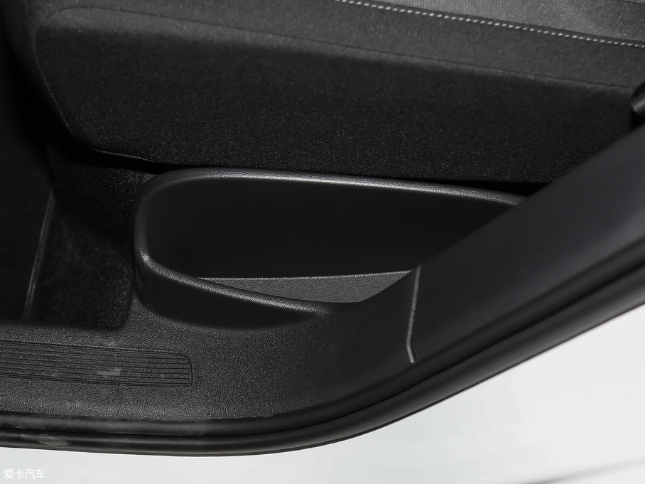 2018Tiguan 280TSI 򌾫Ӣ