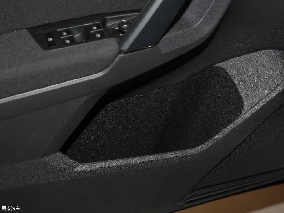 2018Tiguan 280TSI (q)Ӣ