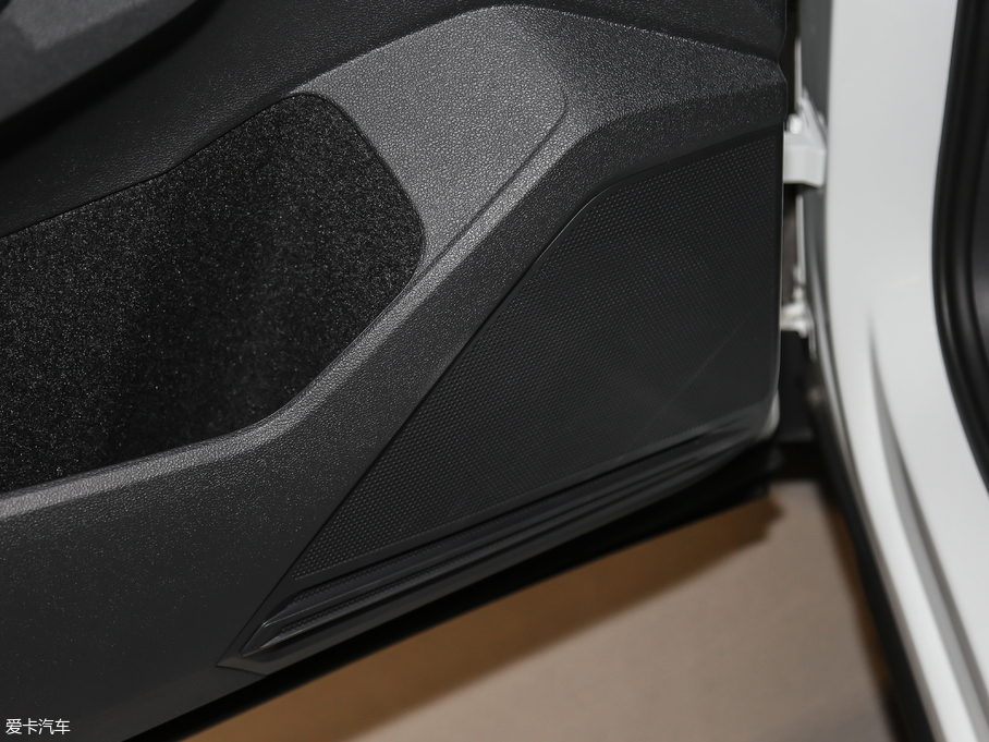 2018Tiguan 280TSI 򌾫Ӣ