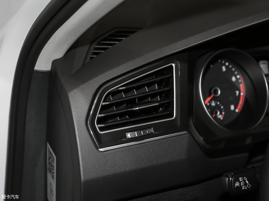 2018Tiguan 280TSI 򌾫Ӣ