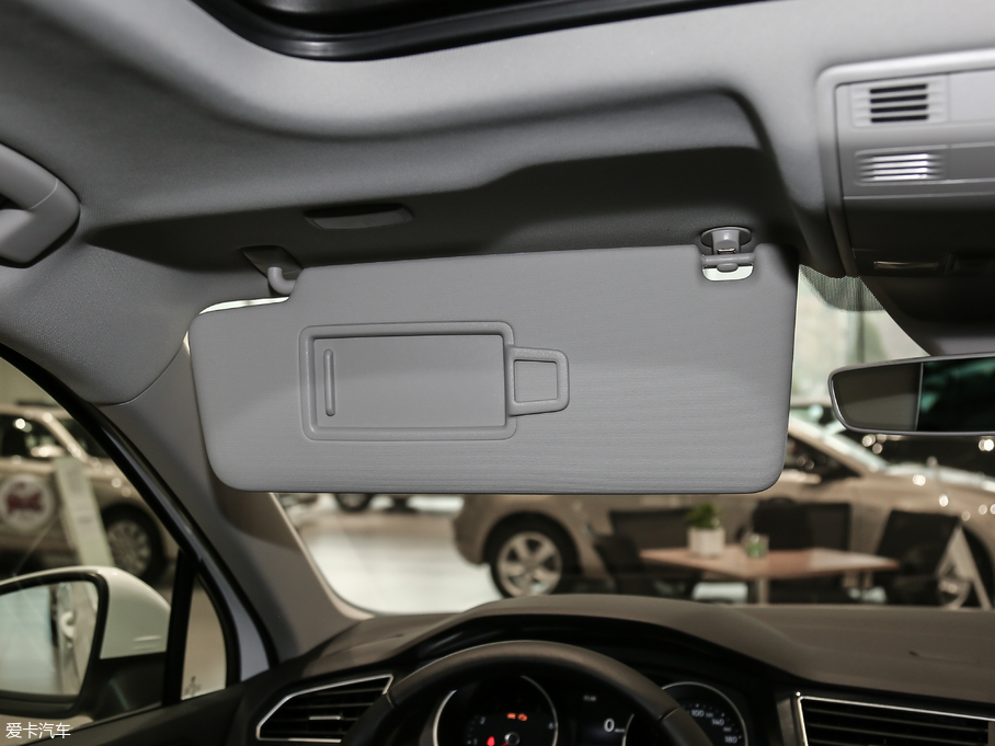 2018Tiguan 280TSI (q)Ӣ