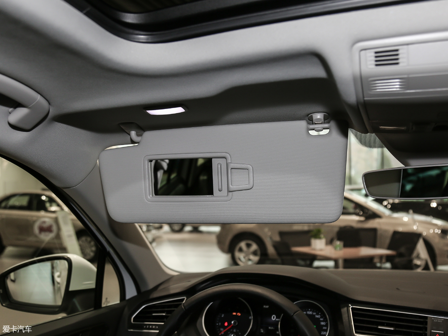 2018Tiguan 280TSI (q)Ӣ