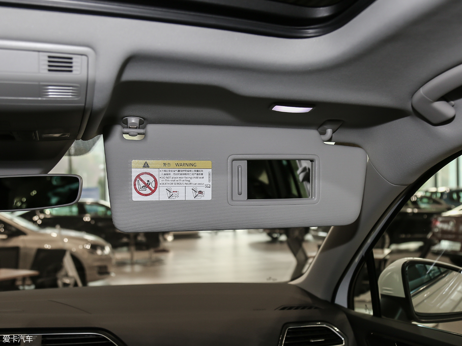 2018Tiguan 280TSI 򌾫Ӣ