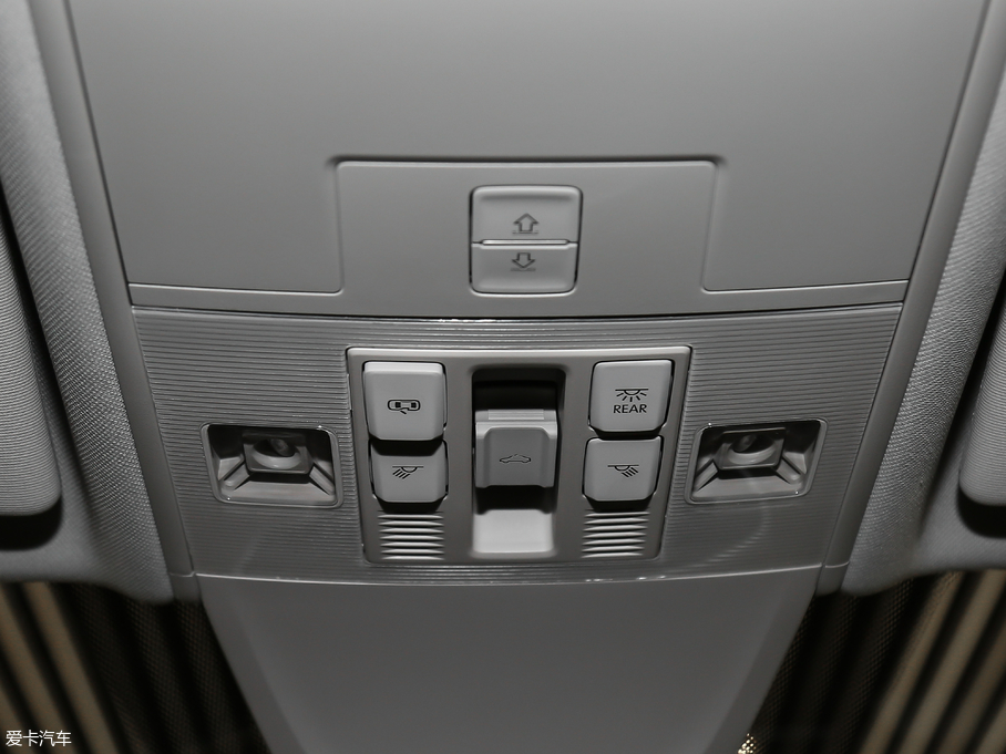 2018Tiguan 280TSI (q)Ӣ