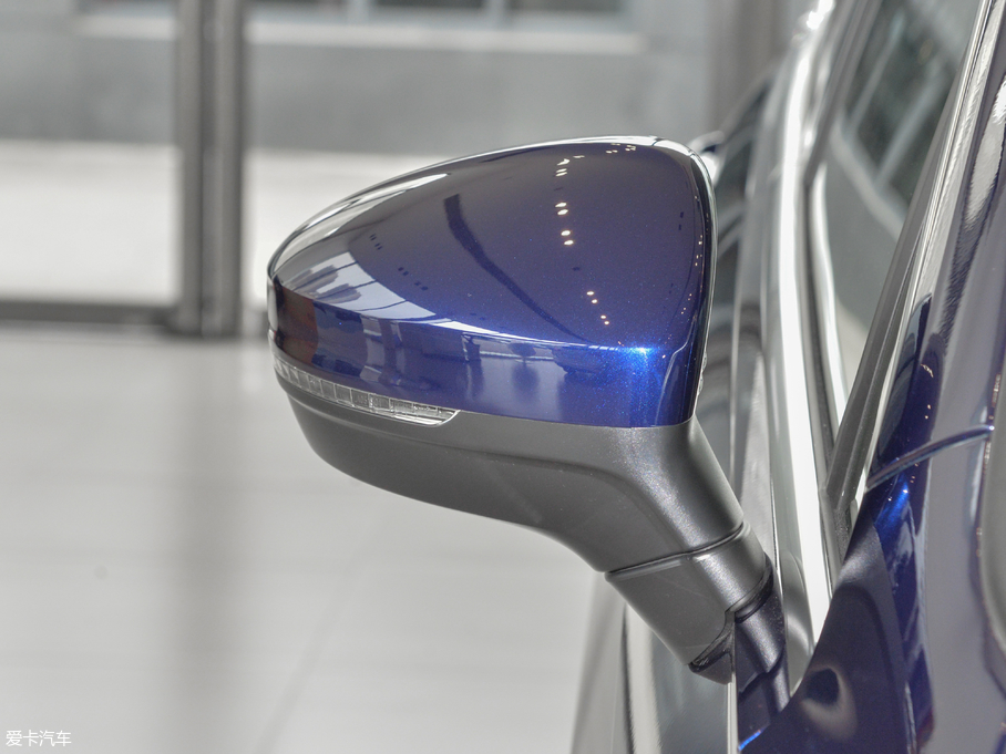 2018Tiguan 280TSI 򌾫Ӣ