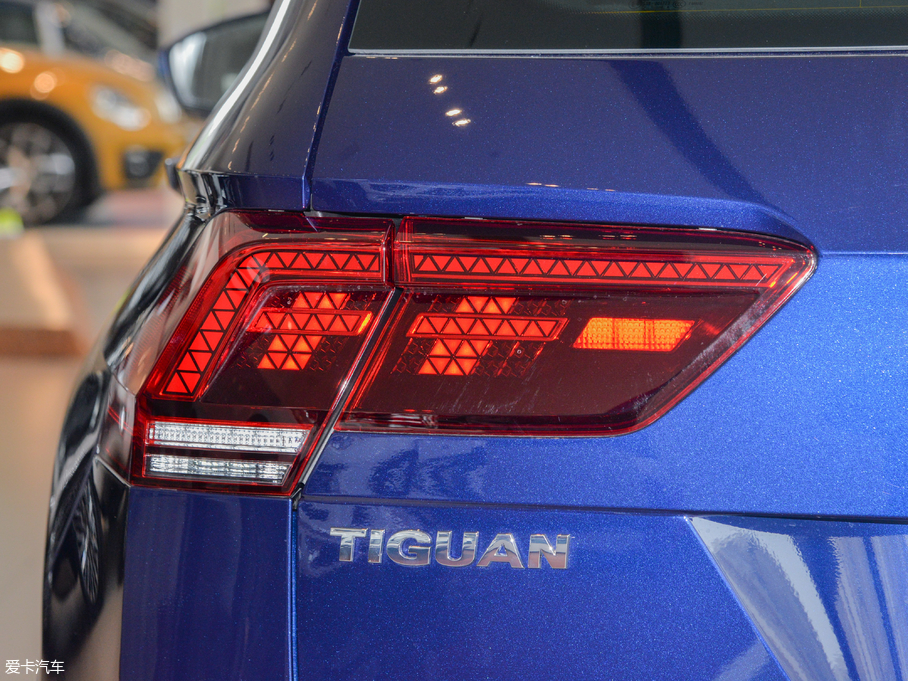 2018Tiguan 280TSI 򌾫Ӣ