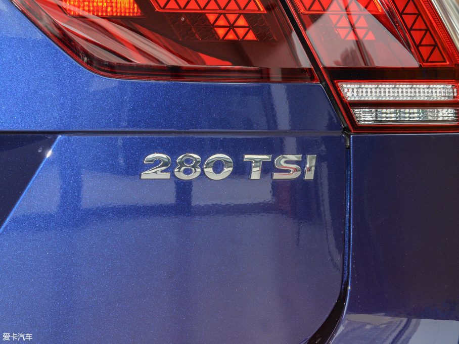 2018Tiguan 280TSI 򌾫Ӣ