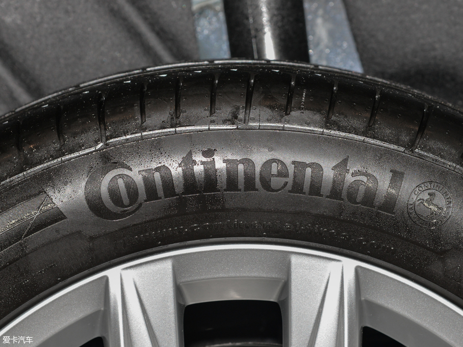 2018Tiguan 280TSI 򌾫Ӣ