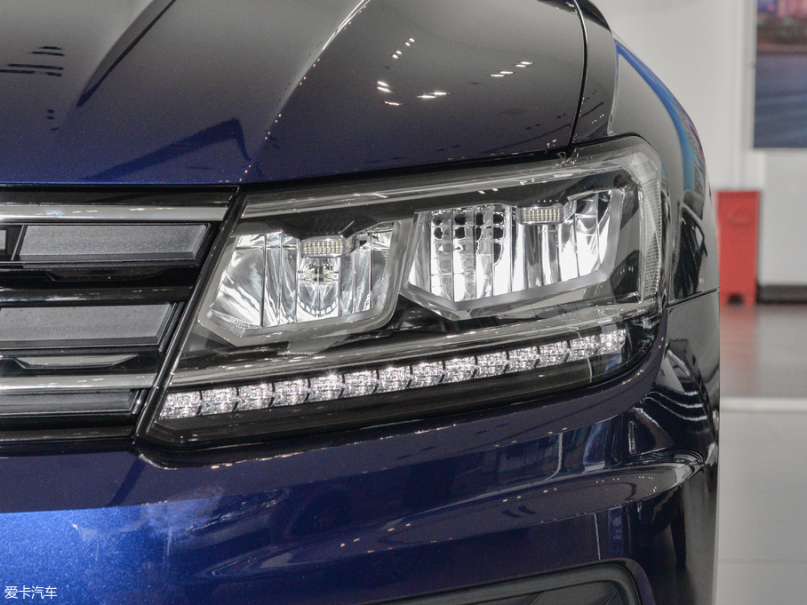 2018Tiguan 280TSI 򌾫Ӣ