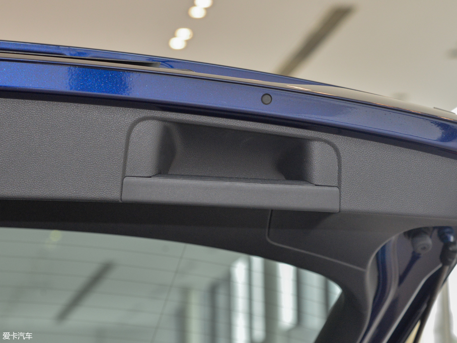 2018Tiguan 280TSI 򌾫Ӣ