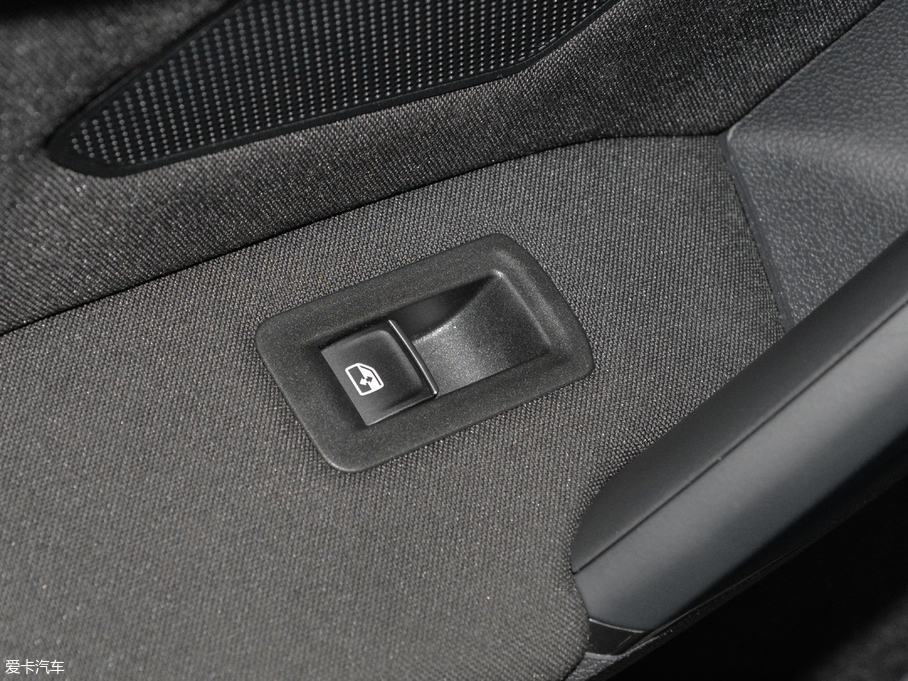 2018Tiguan 280TSI 򌾫Ӣ