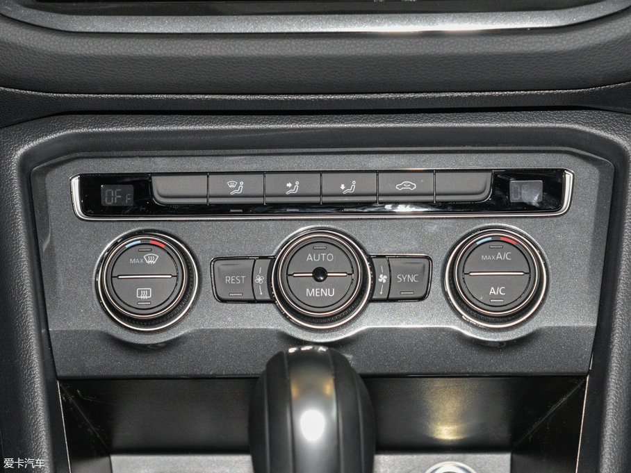 2018Tiguan 280TSI 򌾫Ӣ