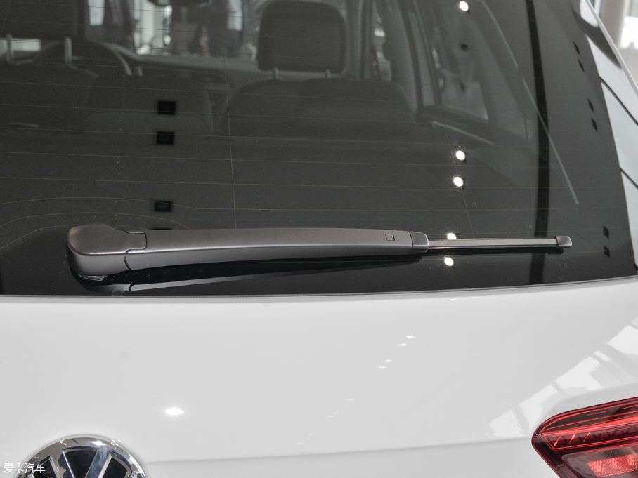 2018Tiguan 330TSI 򌄓