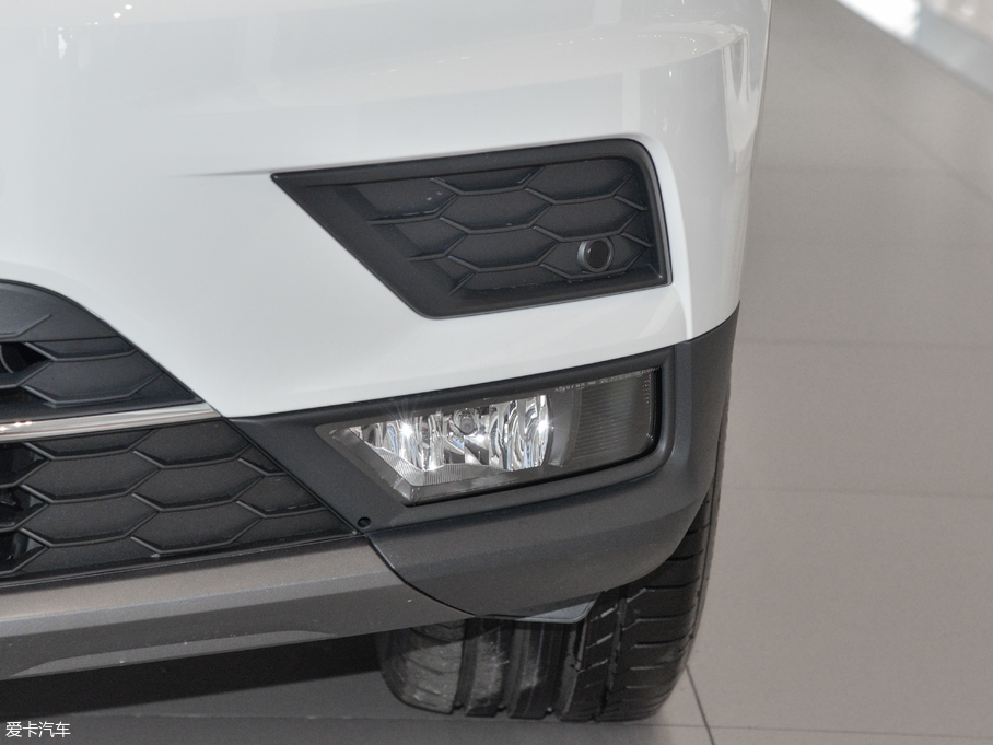 2018Tiguan 330TSI 򌄓