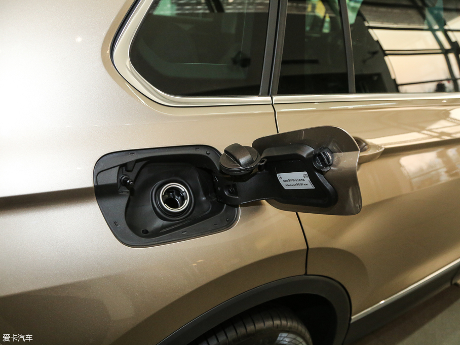 2018Tiguan 280TSI 򌾫Ӣ