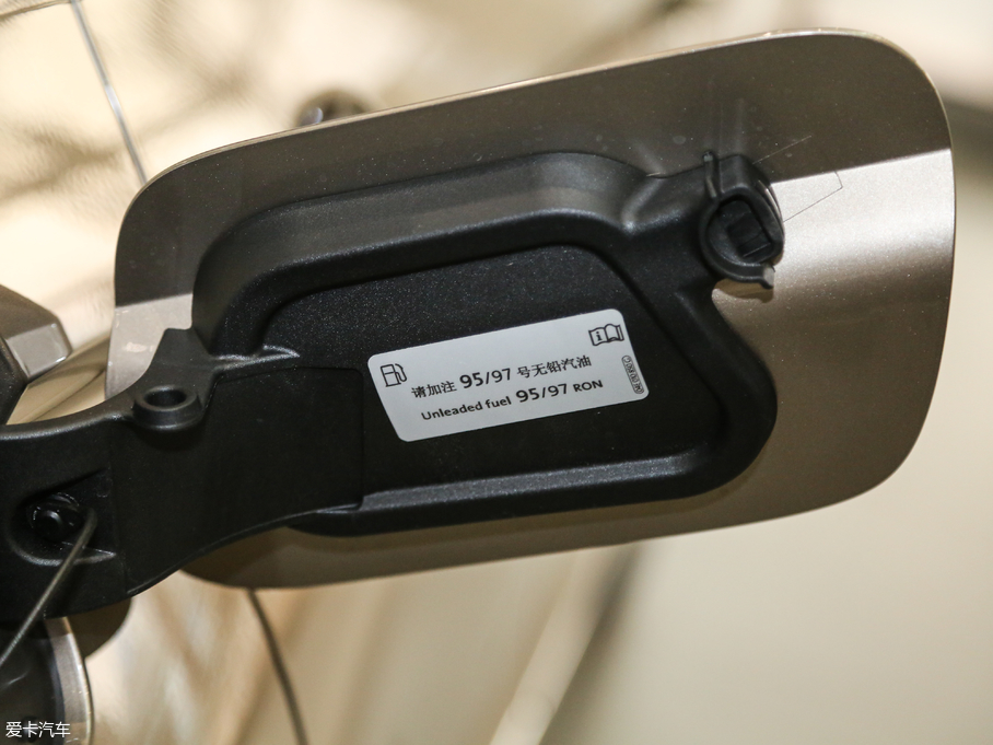 2018Tiguan 280TSI 򌾫Ӣ