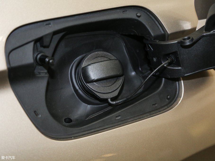 2018Tiguan 280TSI 򌾫Ӣ