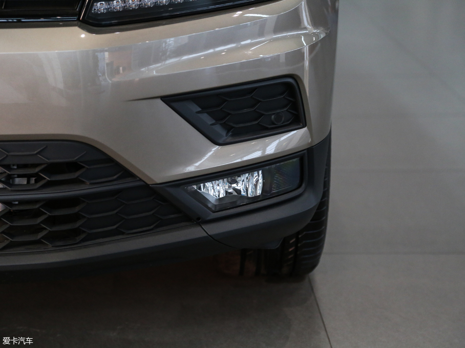 2018Tiguan 280TSI 򌾫Ӣ