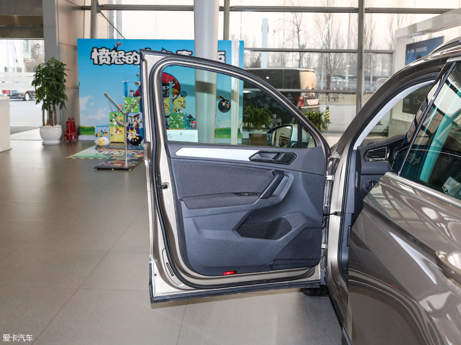 2018Tiguan 280TSI 򌾫Ӣ