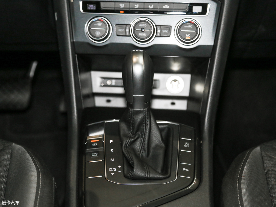 2018Tiguan 280TSI 򌾫Ӣ