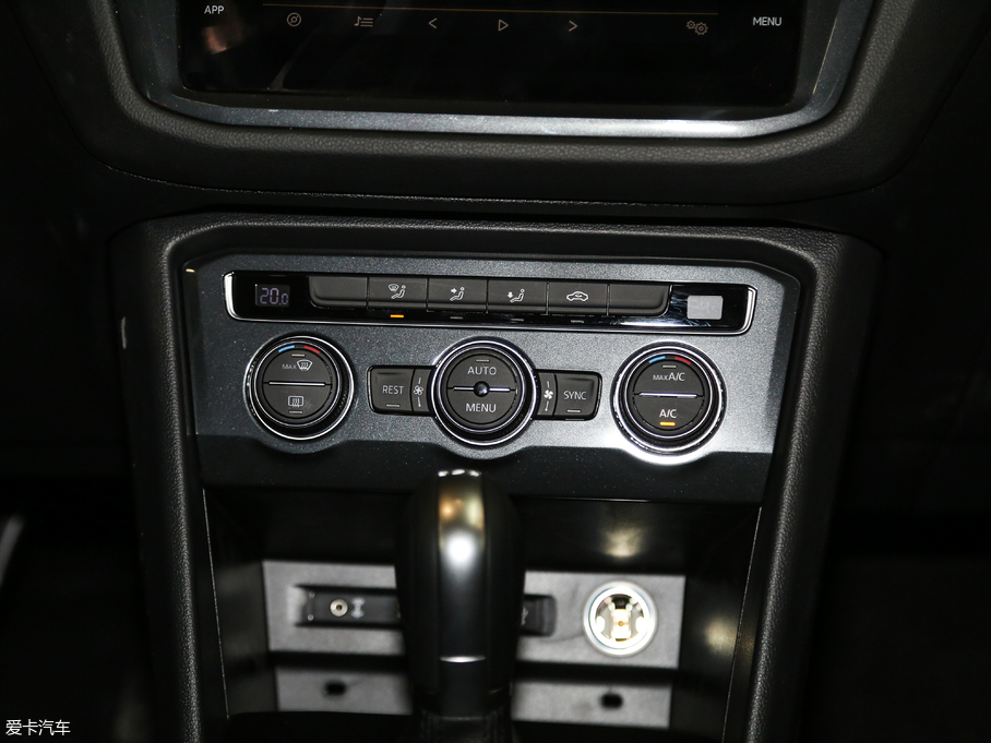 2018Tiguan 280TSI 򌾫Ӣ