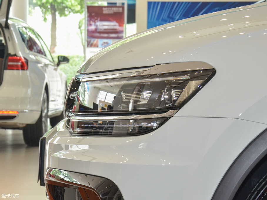 2018Tiguan 380TSI (q)R-Line