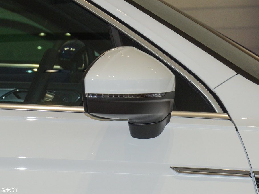 2018Tiguan 380TSI (q)R-Line