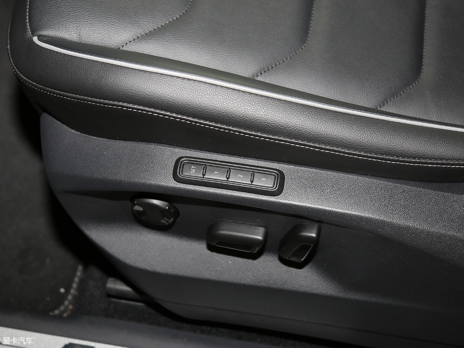 2018Tiguan 380TSI (q)R-Line