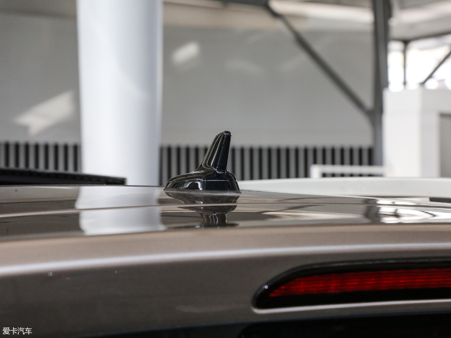 2018Tiguan 330TSI 򌄓