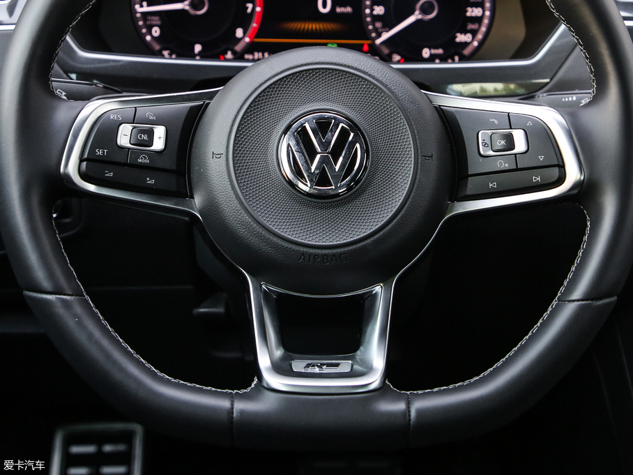 2018Tiguan 380TSI R-Line