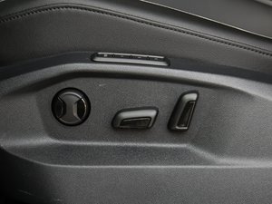 2018款330TSI 四驱高配型 主驾驶座椅调节