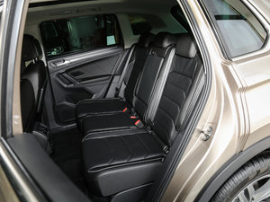 2018款330TSI 四驱高配型 后排座椅