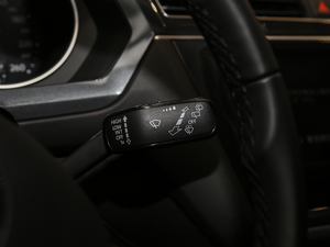 2018款280TSI 两驱精英型 中控区