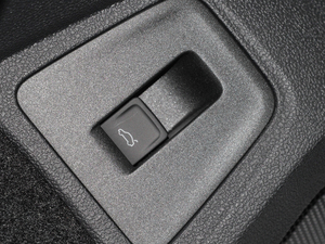 2018330TSI (q)(chung) g